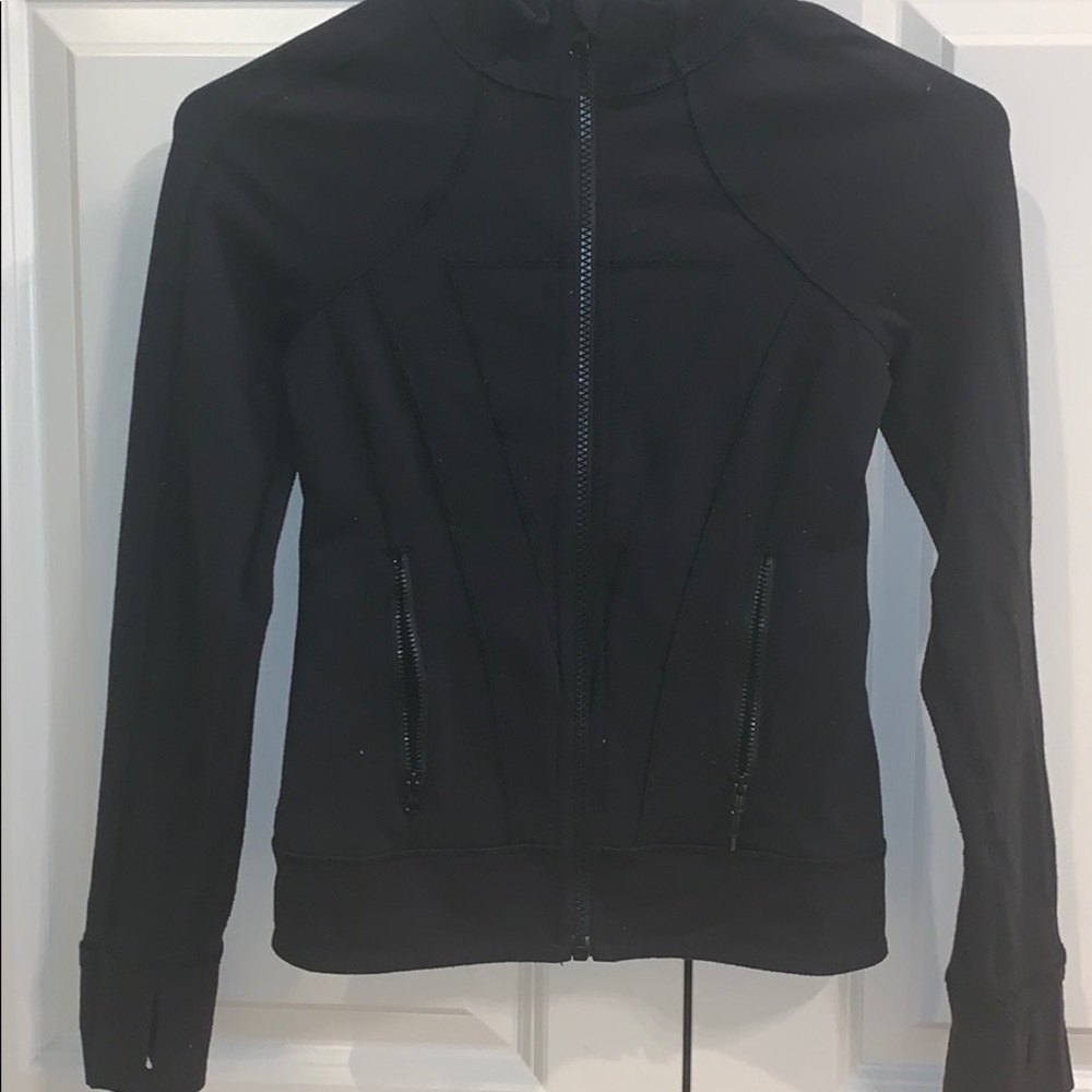 Black Iviva girls (Lululemon) sz 8 sweater/jacket